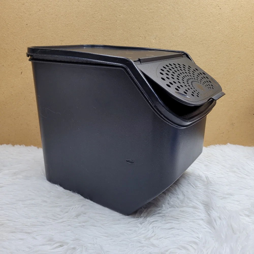 Tupperware Black Potato Smart Container - Picture 5 of 5
